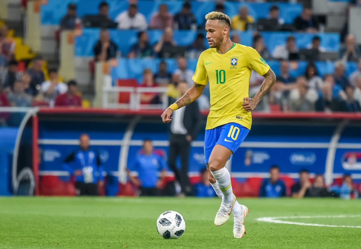 Neymar number 10 in soccer