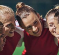 Should Girls Play On Boys Teams